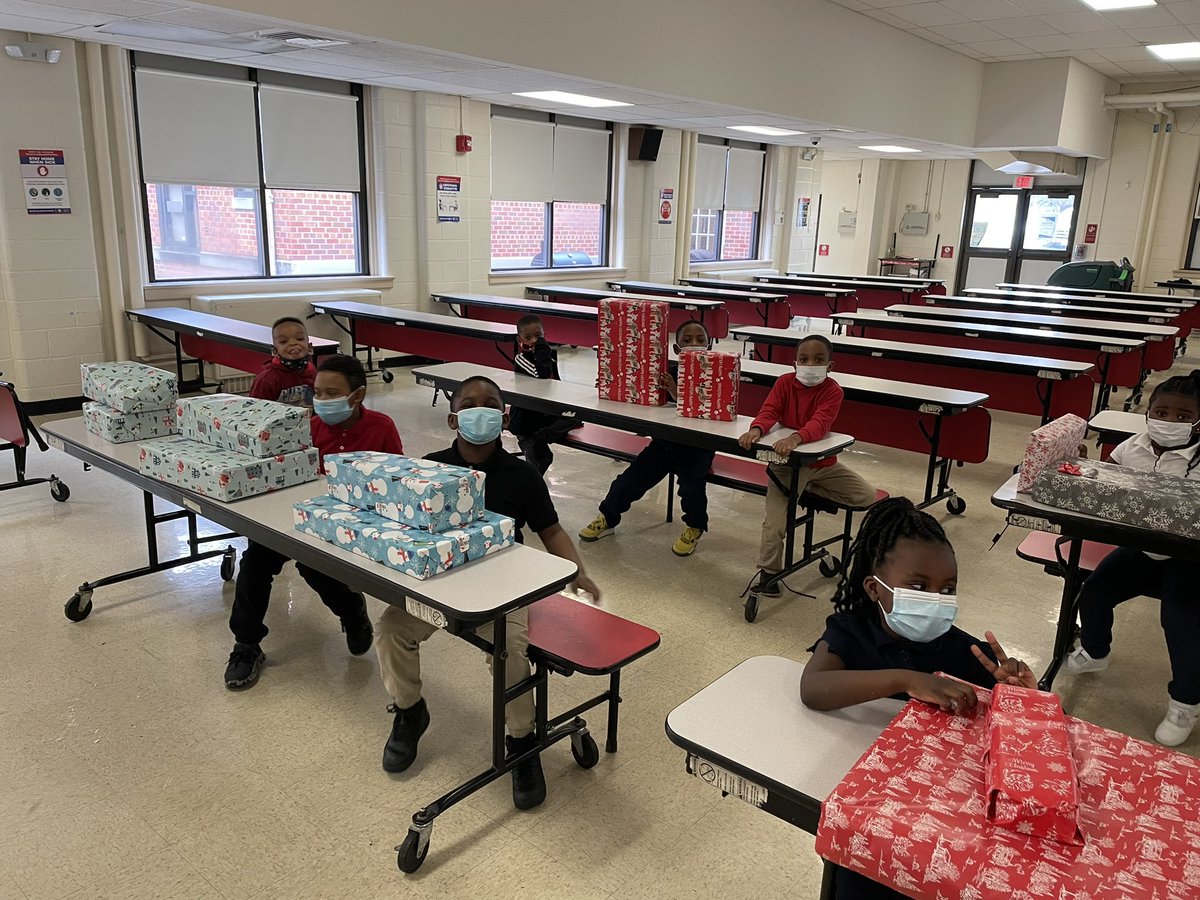 Thank you Kroger’s for supplying our Kindergartners with Christmas gifts #communitypartnership #Christmas