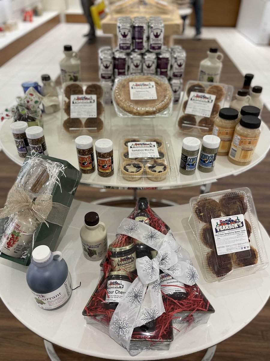 Stephanie Perilli tweet media