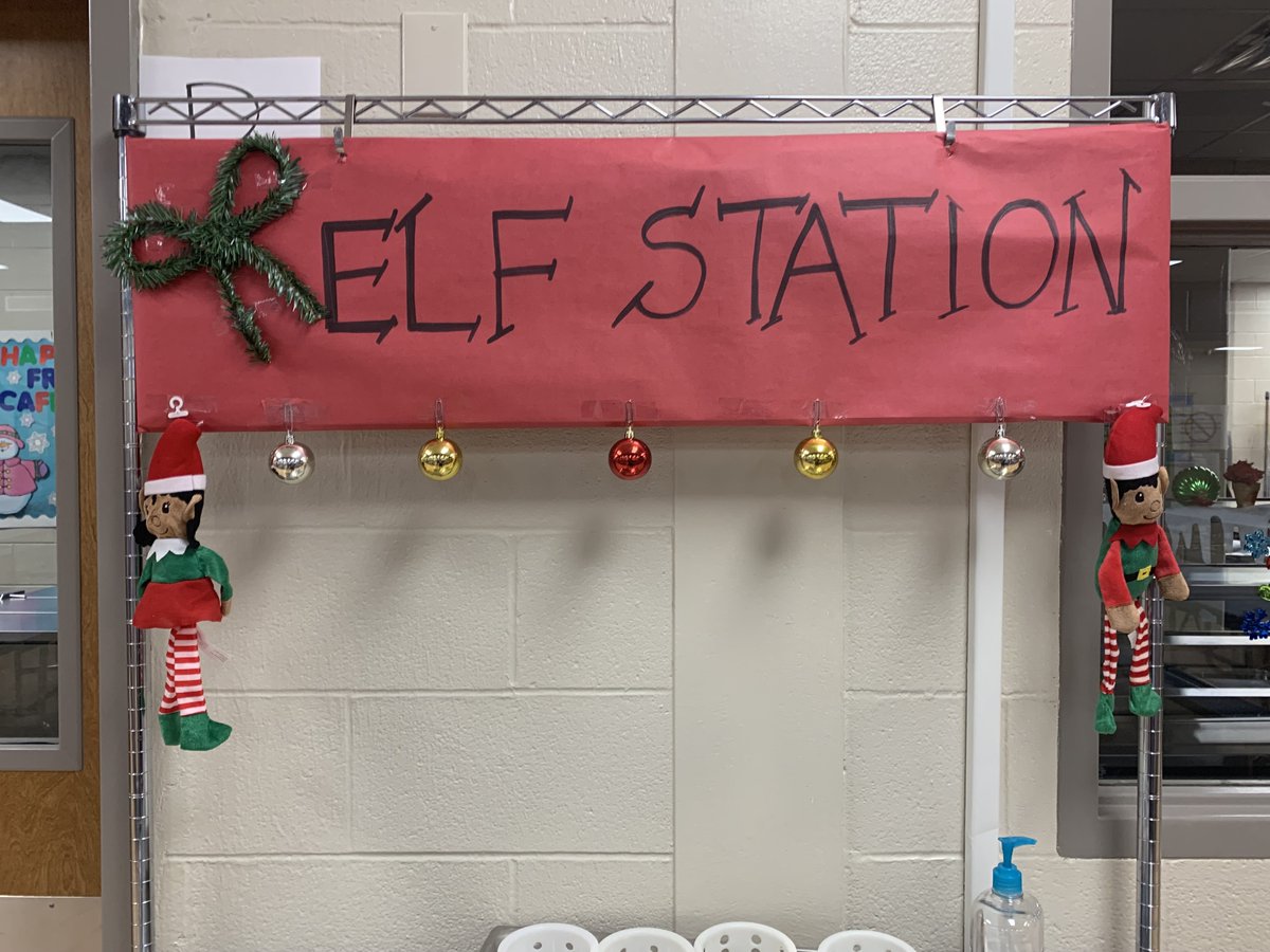 LockheedElem's tweet photo. Our cafeteria staff went above and beyond to decorate for the holidays! Our students love to come eat lunch surrounded by such holiday cheer! #DeckTheHalls #DashingThroughDecember @MCSNUTRITION https://t.co/EwCVMB8JPa