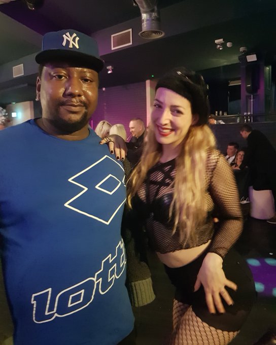 Me and @liz__rainbow https://t.co/nvPJqcjD8J<a class="tags" href="/tag/liz__rainbow">@liz__rainbow</a><a href="/tag/mvsales"class="tags"><span>#mvsales</span></a><a href="/tag/mvboys"class="tags"><span>#mvboys</span></a>