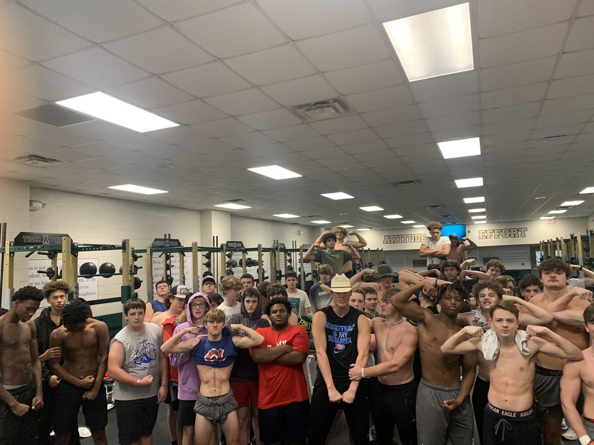 Friday Flex Day!
#beachwod 
<a href="/tjprintupjr/">Tj Printup jr</a> <a href="/EvanSanders__/">Evan Sanders</a> <a href="/chris_roper18/">𝕮𝖍𝖗𝖎𝖘 𝕽𝖔𝖕𝖊𝖗 †</a> <a href="/JordanCarson300/">Jordan Carson</a> <a href="/JamarianPullum/">Jᴀᴍᴀʀɪᴀɴ Pᴜʟʟᴜᴍ</a>