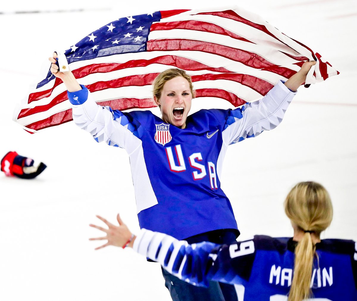 EA Sports has announced the addition of women's teams to NHL 22 🎮

Beginning early 2022, players can play as 10 national teams and in the IIHF Women's World Championship.

It's the first time women's teams have been featured in the franchise.