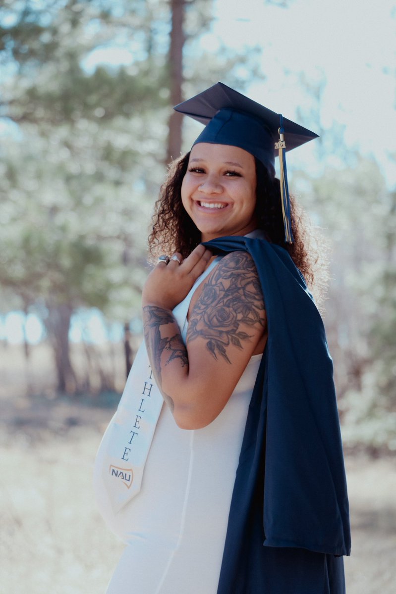 NAUVolleyball's tweet photo. A special day for three of our own 💙🎓💛

Congrats @heavenlee_rose, Mara and @sydney_lema! You’ve all got a bright future ahead!

#NAUStrong ⚒🌲💪 https://t.co/a1ImcbWu6y