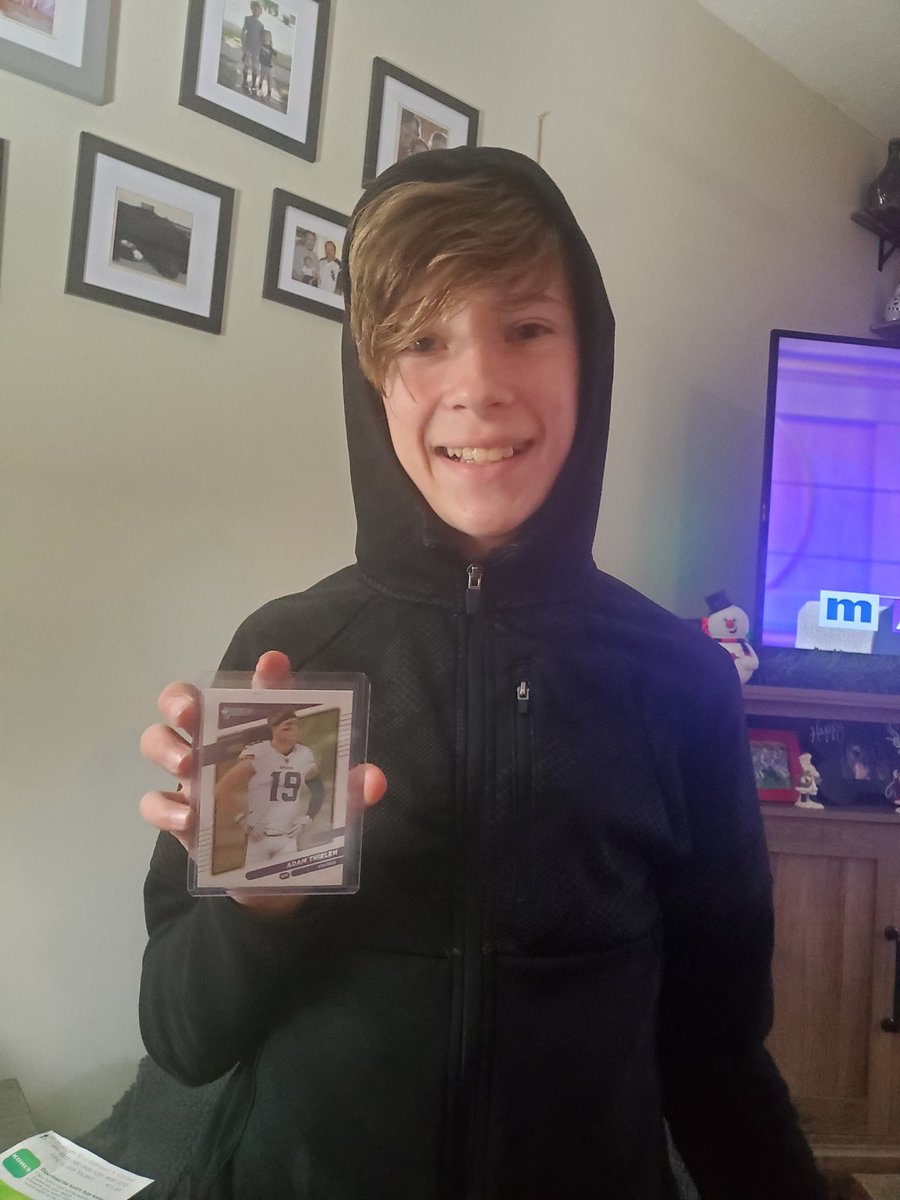 LittlePredsFan8's tweet photo. @doggydaily99 Thank you for this @athielen19 card https://t.co/zpNeKlOBc8