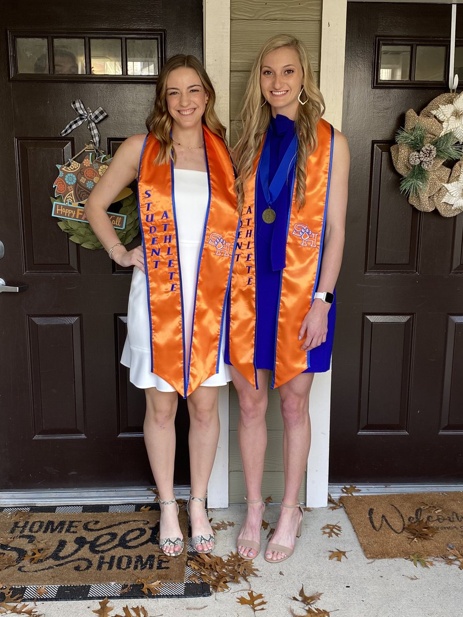 Congratulations to our graduates. We are so proud of you🧡