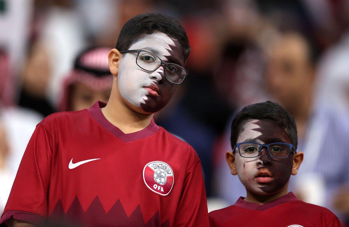 JoaanBinHamad's tweet photo. أمتعتوا وأبدعتوا 👏🏻
عوايدكم يا أبطال 🇶🇦
والشكر للجميع وللجمهور اللي حضر أكثر من 63 ألف مشجع في أكبر حضور جماهيري في تاريخ الكرة القطرية .. ✋🏻♥️ https://t.co/1JROKuBkNS
