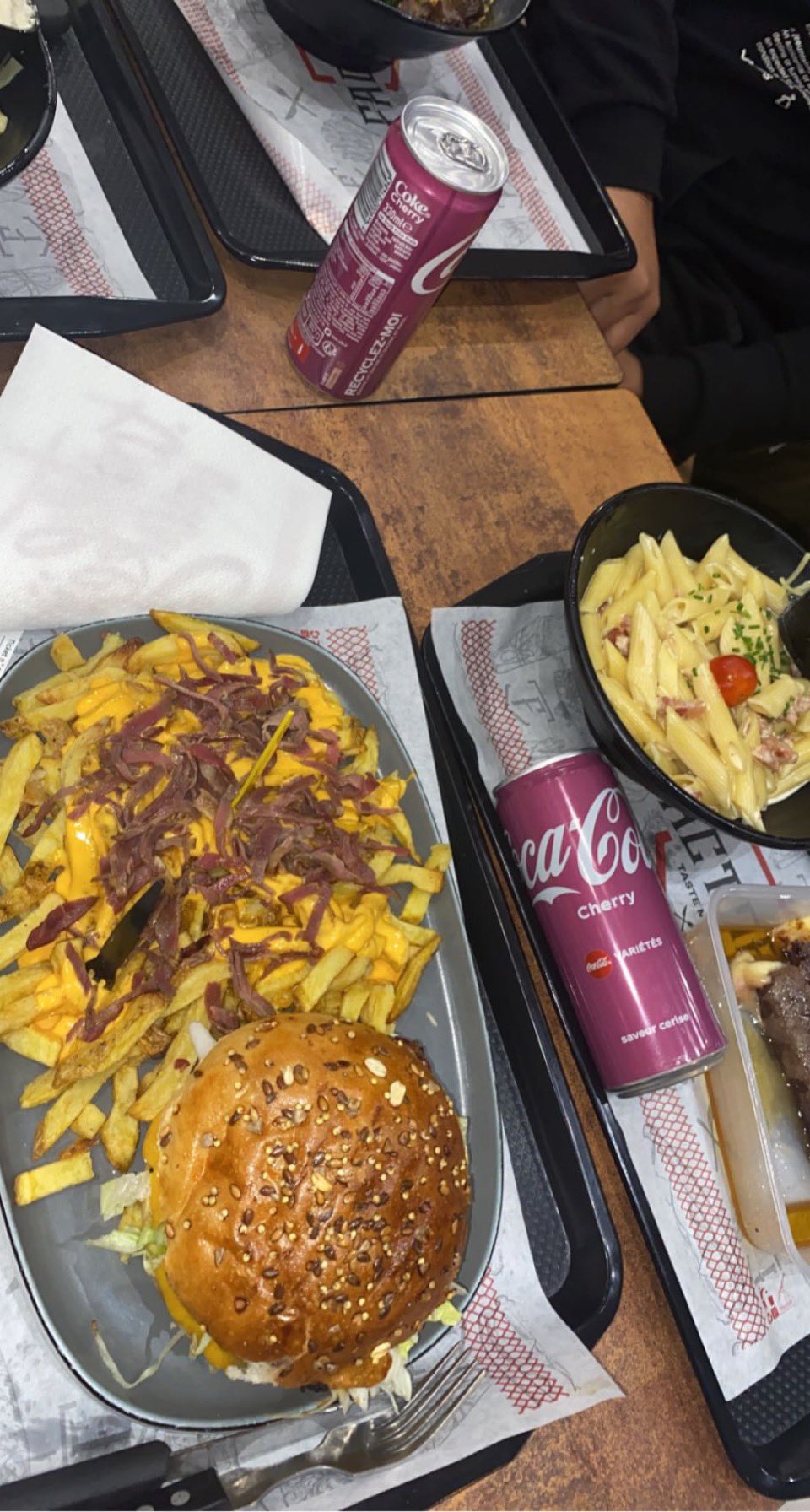 Baba Zulu 257 Rue Du Faubourg Saint Antoine Ous〽️n 🪐 on Twitter: "1ère photo : Baba Zulu - 257 rue du Faubourg Saint- Antoine 75011 Paris (disponible aussi dans le 10ème arrondissement de  Paris) 2ème photo : Zino - 97 avenue