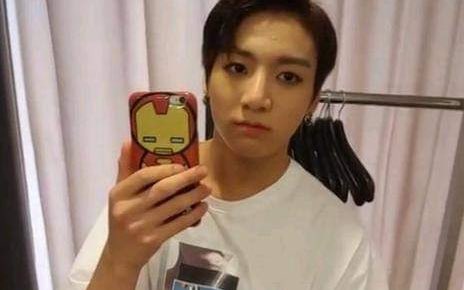 Jungkook⁷ (@jjkpics7) on Twitter photo 