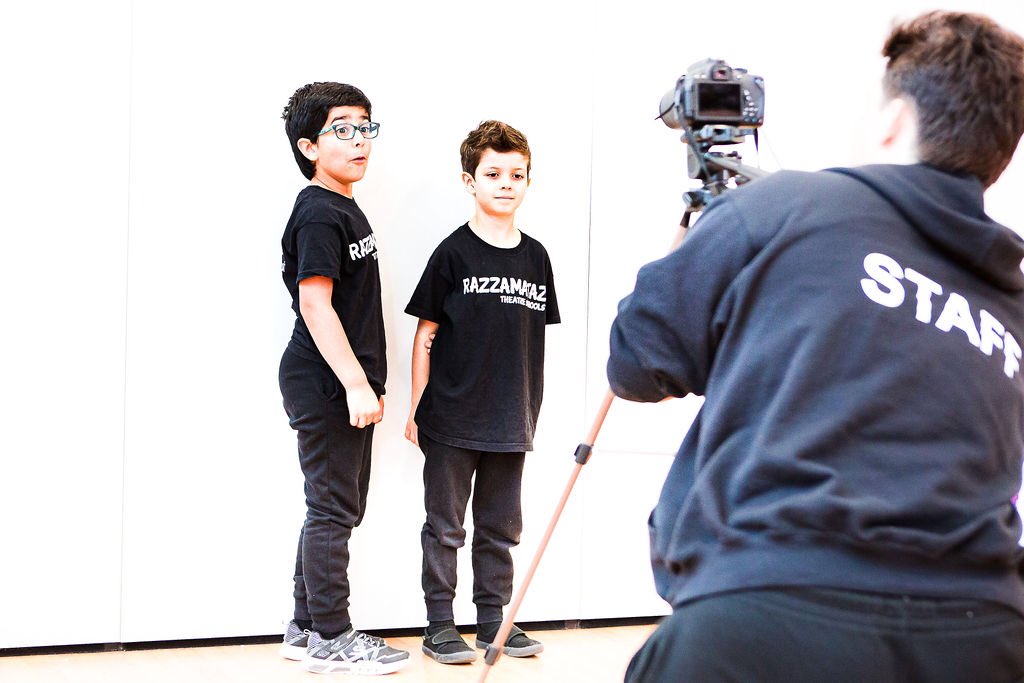 ❄️Proud to be offering the ‘gift of confidence vouchers’. Perfect Christmas presents for tots through to teens. Great for new students wanting to experience performing arts for the first time or for existing students to use for additional classes or merchandise.❄️