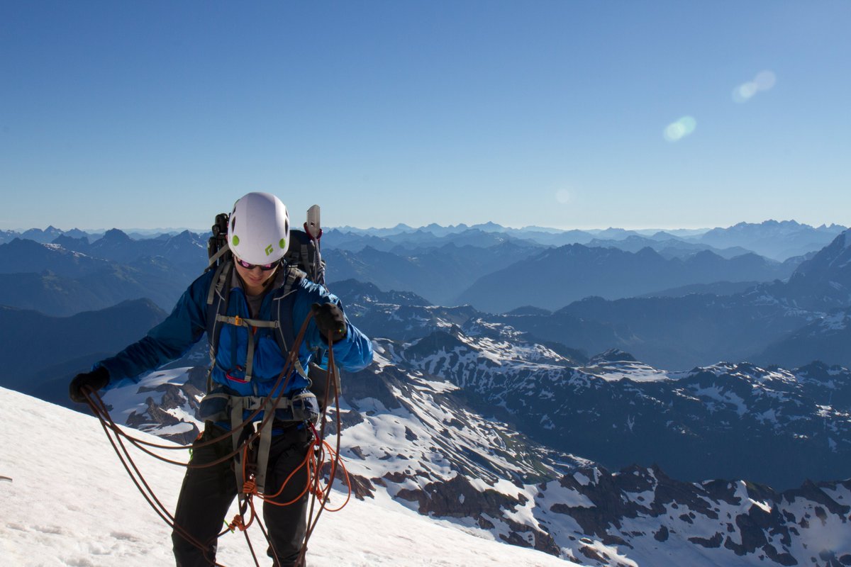 ForestServiceNW's tweet photo. Outdoor adventures don't need to end when the snows come. But it does mean we need to be prepared in some different ways. Check out these tips to ensure you'll be prepared to have a wonderful winter wander! https://t.co/8H7Qzhmm83 … https://t.co/hpb6mrgGDr