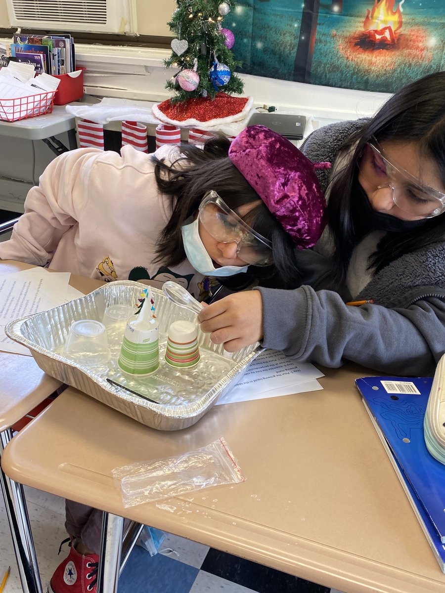 christinaAPMS's tweet photo. 7th grade Ss get festive and create crystal holiday trees🎄 @Becky_Band⁩ ⁦@drminuskin⁩ ⁦@Asbury_ParkSD⁩ https://t.co/clUj9EyGYy