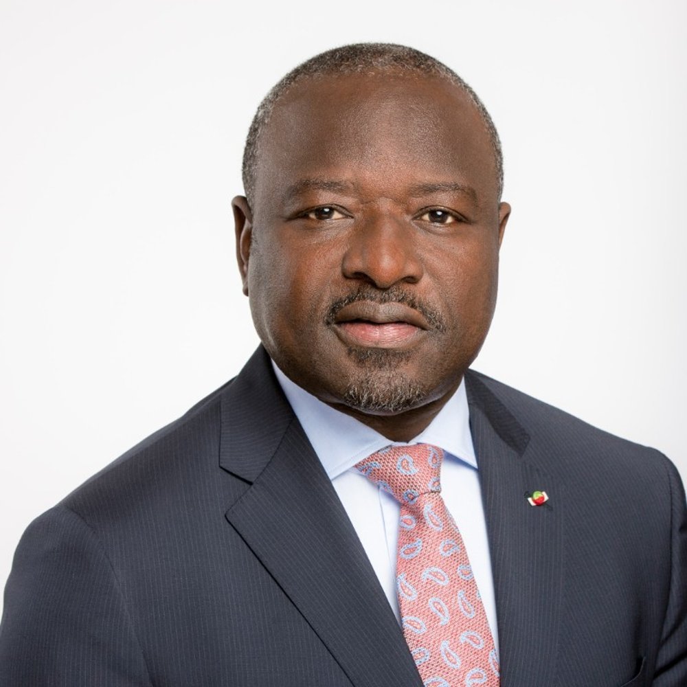 HuguFlavieNARE's tweet photo. Les gars sont forts. Déjà le communiqué de @rochkaborepf n'a fait un temps sur la nomination de @SinaZerbo sur son #curriculumvitae circule sur WhatsApp 🤔😅
Comme le disent les #separables (artistes Burkinabè) "tond ya FORT". C'est la finition on a pas😉.
#lwili
#1erMinistre💪🏿 https://t.co/cGXikhshK2