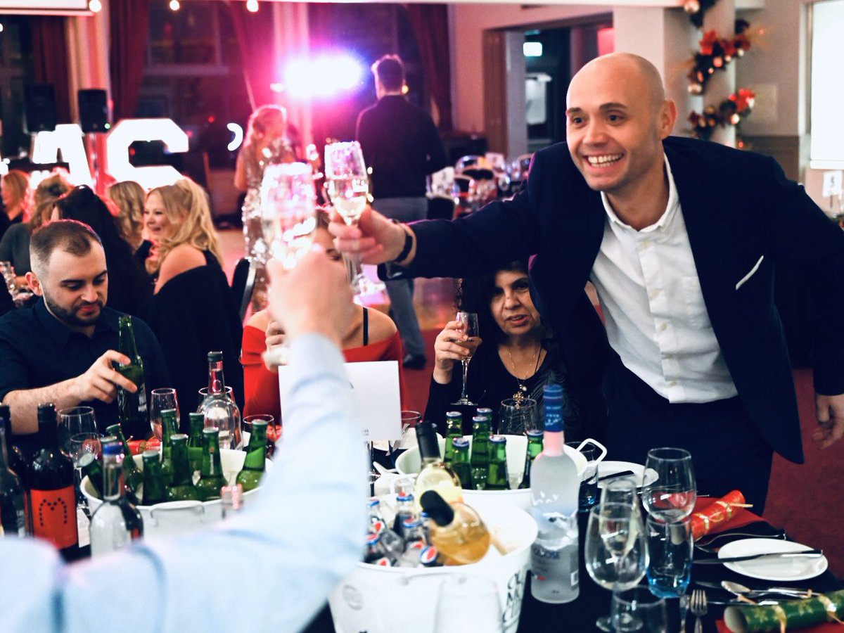 EmiratesOT's tweet photo. 📸📷
Christmas Party season in full swing at Emirates Old Trafford 🎅 💃
#EOTXmas https://t.co/Dq9EKIoUnX