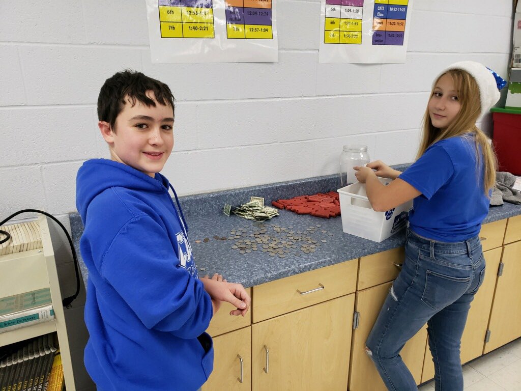 MrsNicholes18's tweet photo. Thank You CMS! I am proud of all of you for your excited participation in our Student Council Penny Wars! Overall we brought in $1188.08 to donate to our local Secret Santa! Congrats to 8th grade for winning the war and earning a movie! #WeAreCambridge @Cambridge_CS @CMSBOBCAT https://t.co/lTzoySUUP5