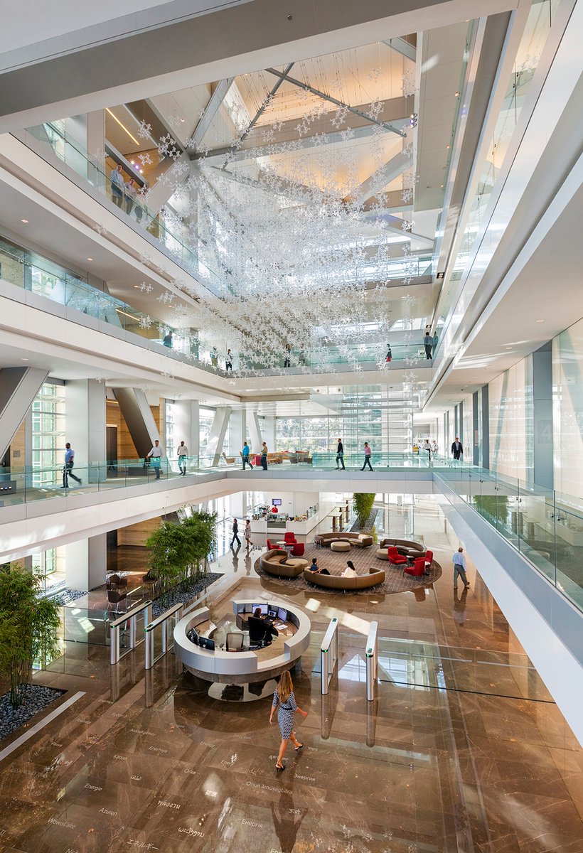 The ExxonMobil Energy Center serves as the front door of the campus, reception for dignitaries and visitors and space for training as well as larger community events. ⁠
⁠
pickardchilton.com/work/exxonmobi…
⁠
Photo Credit: David Sundberg/Esto⁠
⁠
#PickardChilton #corporatecampus