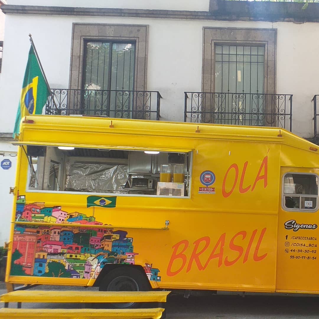 CoisaBoa_Rest's tweet photo. 🇲🇽Coisaboa siempre en los mejores eventos.🥳 @ccbrasilmexico  #Risoles #pandequeijo  #aguademaracuyá  #salgadinhos  Foodtruck Station #foodtrucks #português 🇧🇷 UN TOQUE DE BRASIL EN MEXICO https://t.co/XmKpXdbQMG