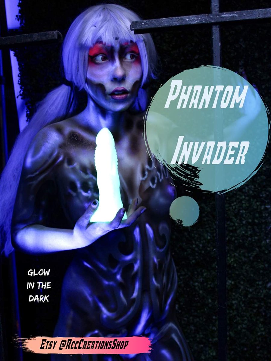 Gonna be doing more cross collabs with <a href="/MyPetMonsterGrl/">My Pet Monster Girl</a> for some new designs in 2022. 

#siliconetoy #monstergirls