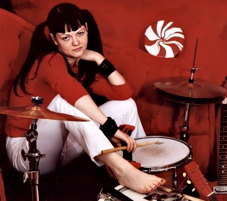 Happy Birthday Meg White!     