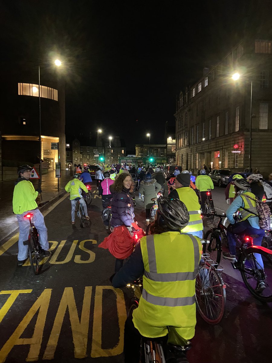 #LightUpTheNight for safer cycling infrastructure in Edinburgh and beyond, so women and girls can cycle without fear  #16DaysofActivism