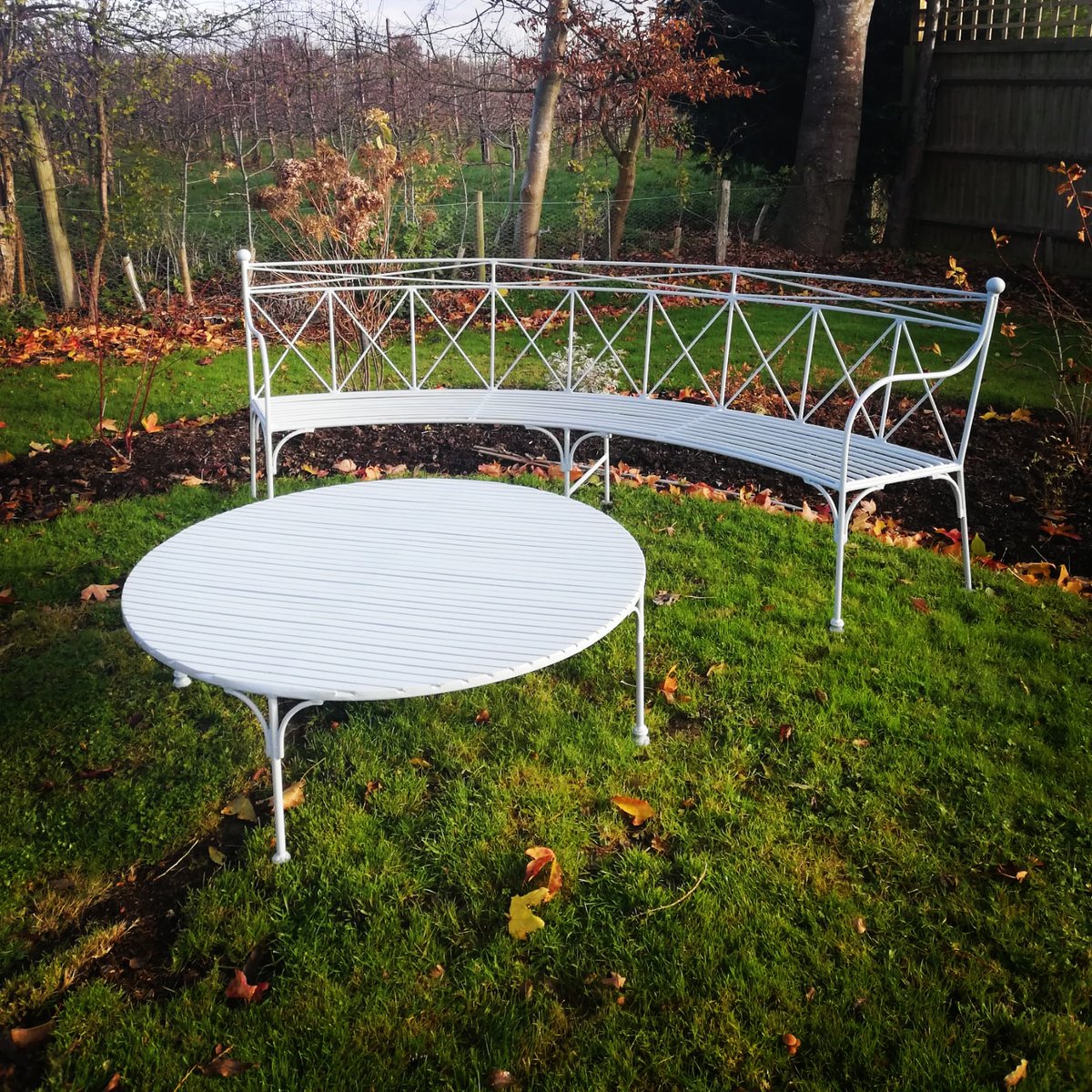 A recent delivery of #Friendship #bench & #table galvanized solid metal.

Now taking orders for the new year for your #metalwork needs. 
#gardenbenches 
#gardenfurniture
#arches #rosearches
#gazebos #gates #railings
#obelisk #pergola
#plantsupports
#GardenersWorld
@MyFaveBench