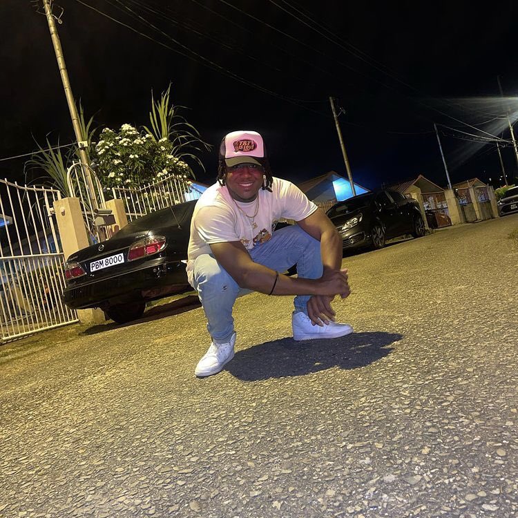 DitchFashion's tweet image. Papi know the code ⚡️ #TnTIsLove 🇹🇹 #LoveIsTheCode #DitchFashion #TruckerHat 💯