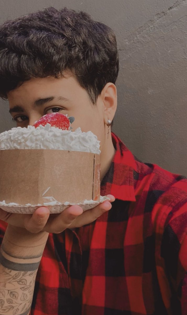 noah louise ⚢ tweet media