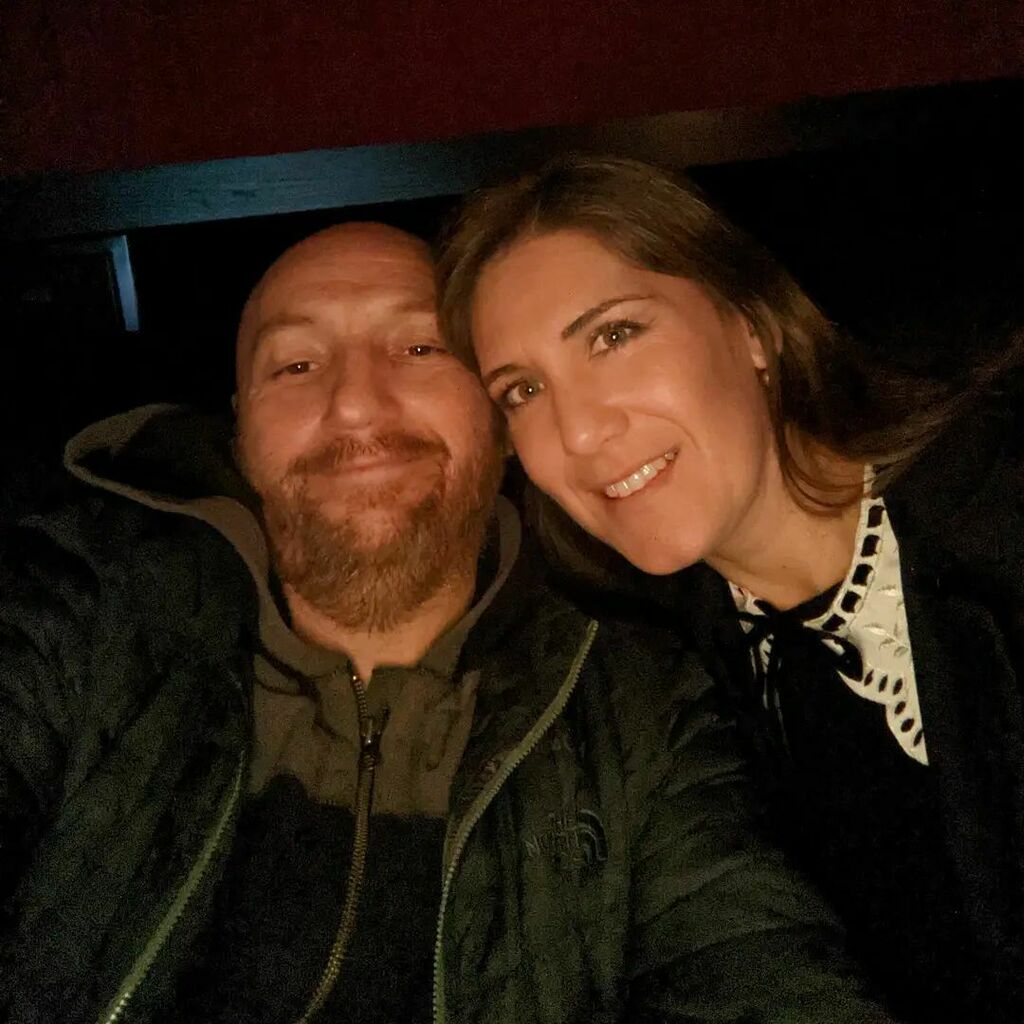 Paulocycling's tweet photo. My date for tonight! Happy and Lucy! #loveyou #movienight https://t.co/1W0QuOVcSo