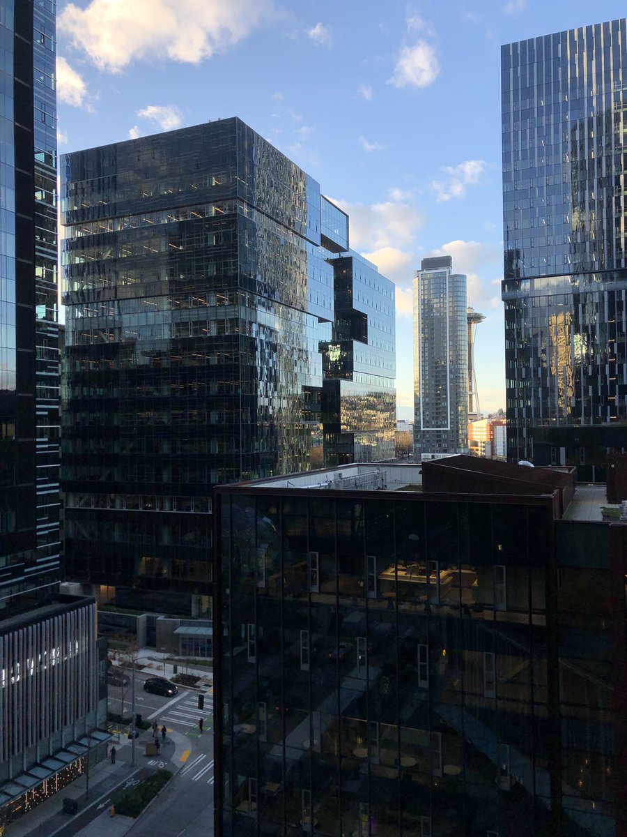 jessedit's tweet photo. 2021 in-person work meeting. ✔️ @climatepledge https://t.co/dX4KUlMkaW