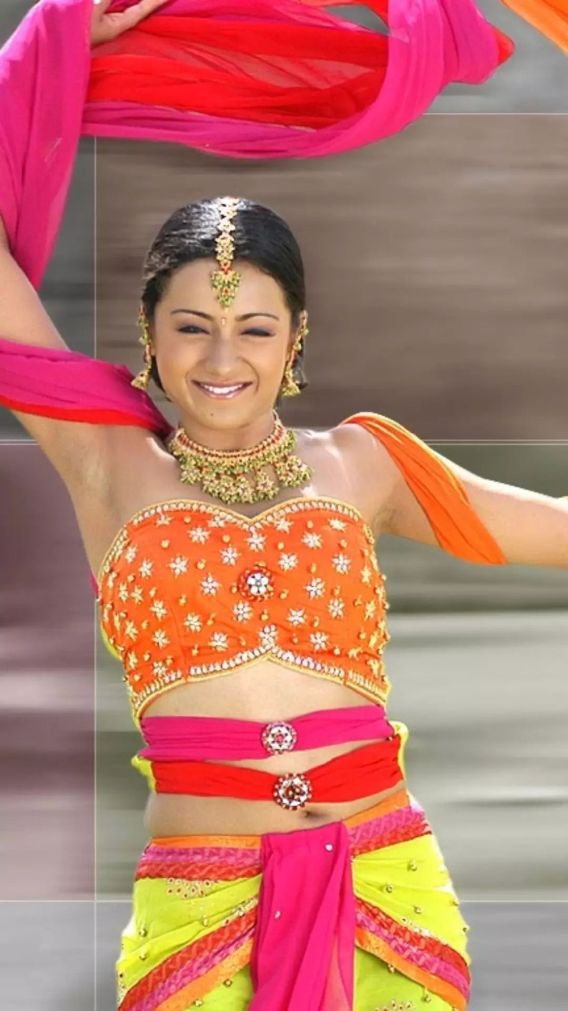 FGS0-pyUYAg6UUP?format=jpg&name=large