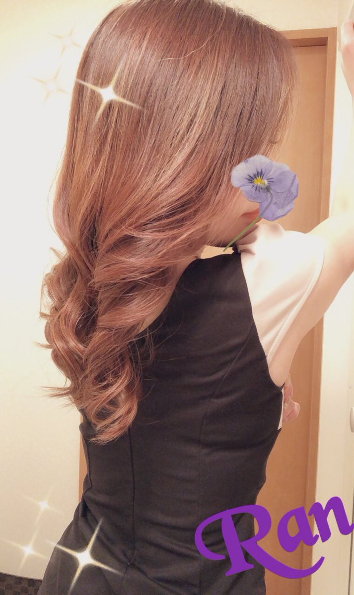 run_riverge's tweet photo. どうしよう…
年内までに揃えなきゃいけない物が沢山あるのに買いに行けてません😅
休日になると引きこもりﾓｰﾄﾞになってしまう🤣
明日のお休みはちゃんと起きて朝から
お買い物に行こう‼︎

本日18時〜出勤します💓
今のところどのお時間帯でもご案内可
です😊
ご予約お待ちしてます💕 https://t.co/Qk3X7oodw7