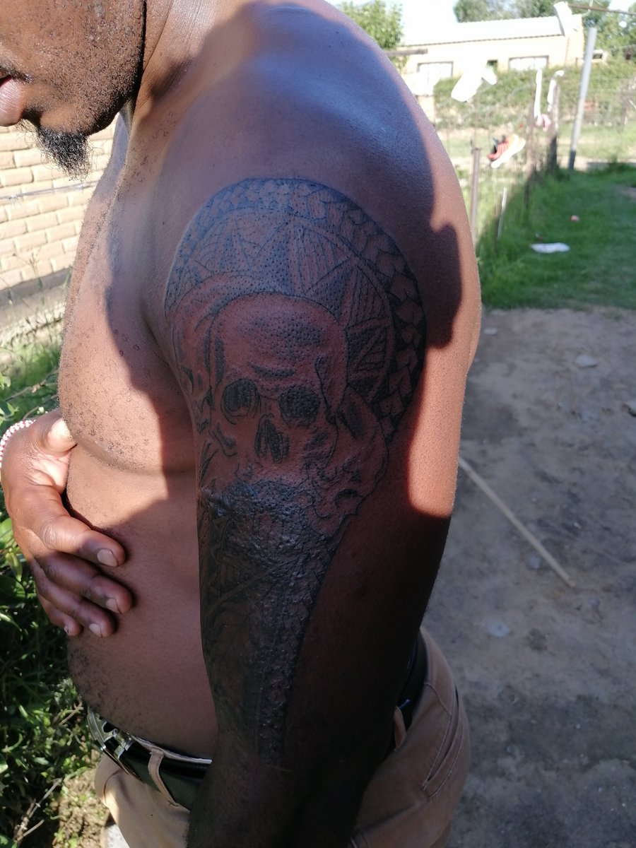 PmartsR's tweet photo. #Tattoochallenge #tattoo https://t.co/oOh8W7MsVd