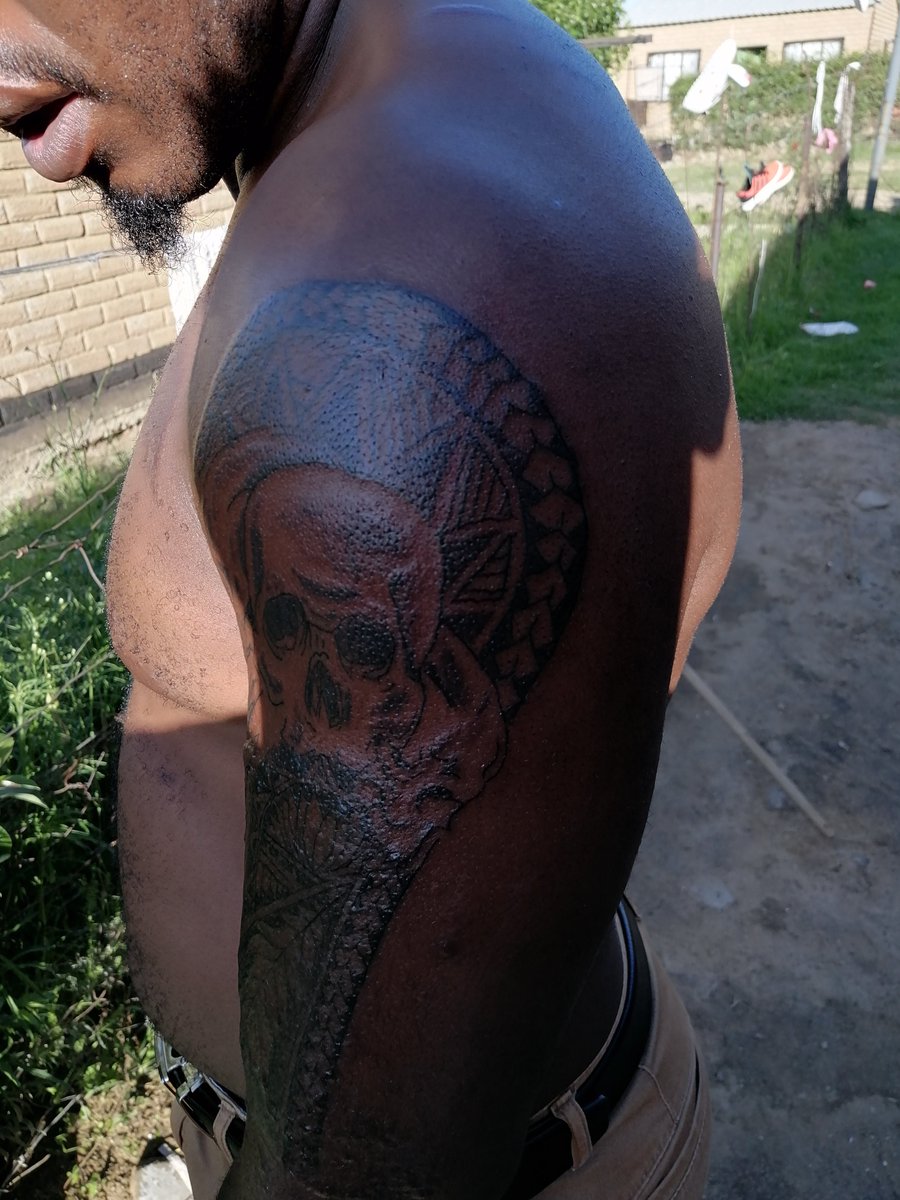 PmartsR's tweet photo. #Tattoochallenge #tattoo https://t.co/oOh8W7MsVd