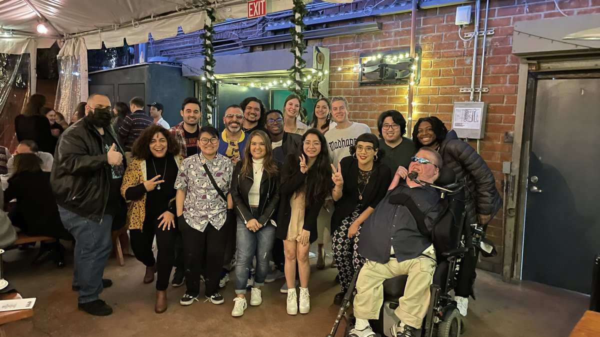 emilylweir's tweet image. We had an AWESOME time with our 2020 Future Class tonight! What an incredible time❤️❤️
#FutureClass
@thegameawards