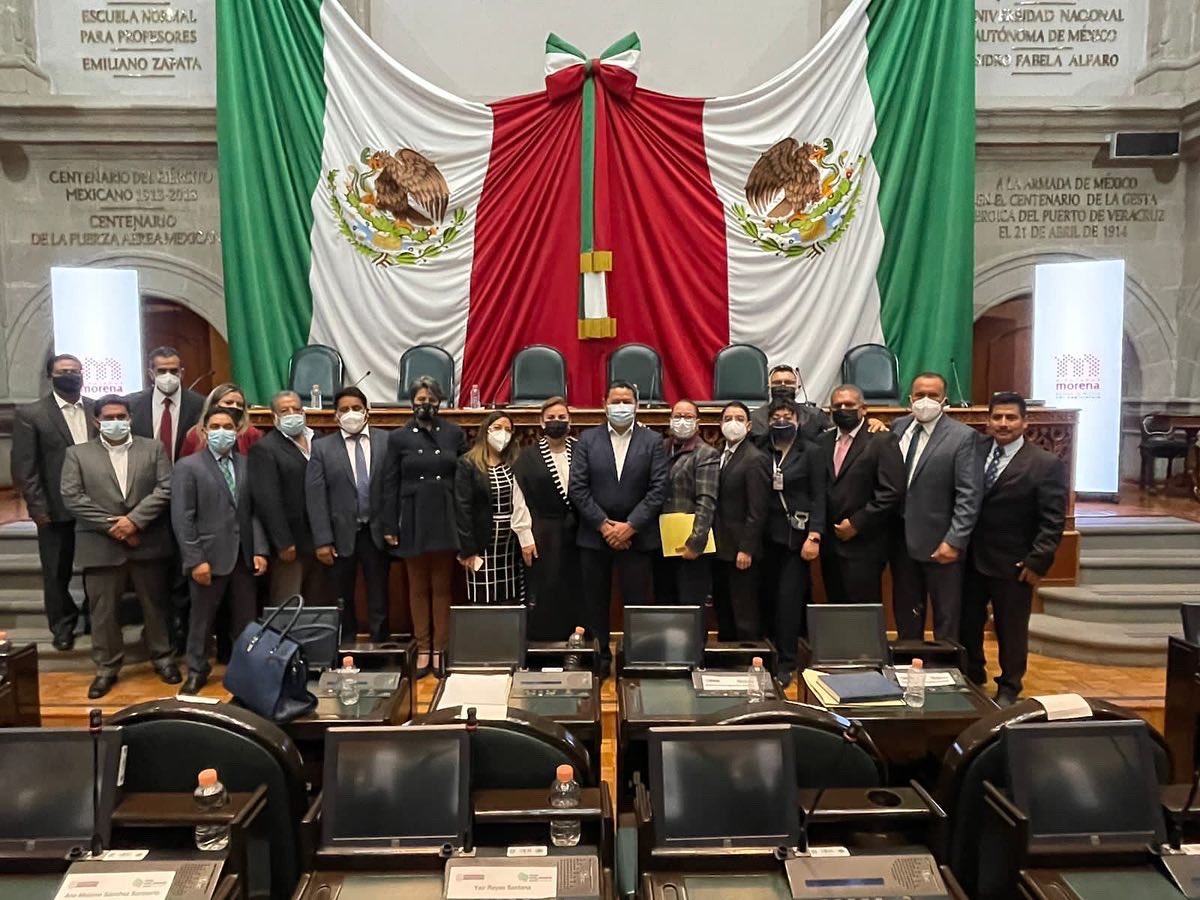 AbrahamSarone's tweet photo. Hoy se llevó acabo el Parlamento Abierto Juvenil 2021, con la entusiasta participación de las y los adolescentes de distintos municipios del Estado de México. https://t.co/M7Ap6GVMRr