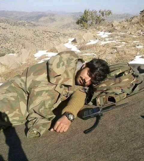 habibfouji329's tweet photo. ہمیں ہر دور کی گردش نے سلامی دی ہے
ہم وہ پتھر ہیں جو ہردور میں بھاری نکلے ❤️🇵🇰⚔️✊🏻
🇵🇰✊
#_PAK_ARMY
#TeamSherdil https://t.co/wNTFYlw22p