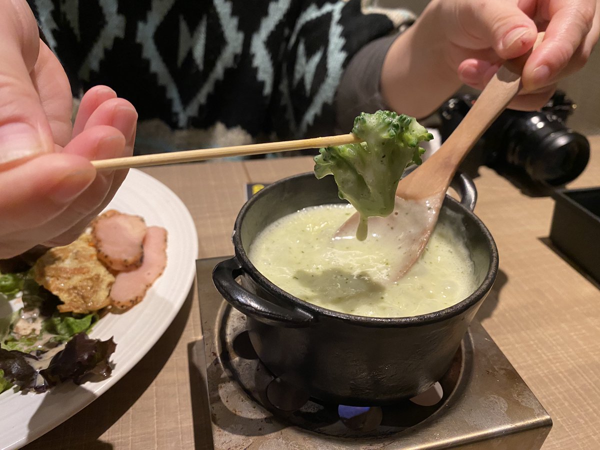 minnacolorful's tweet photo. アルパカくんとチーズフォンデュ https://t.co/TUltolZU0Q