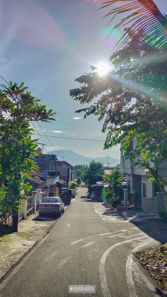 NAmasteNDA's tweet photo. 5 aset kekayaan paling larang #versiku #kanggoku gak iso dinilai nggo duit💰:

1. Waktu / umur
2. Kesetiaan
3. Kepercayaan
4. Rasa aman
5. Kesehatan mental

Opo maneh sek gak iso dituku nggo duit💰
😅😂🤣🫂??? https://t.co/B9aaC5ATqf