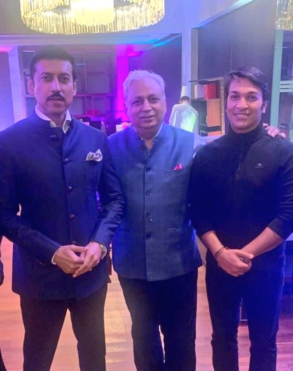 C_P_Gurnani's tweet photo. A pleasure to meet two inspirational leaders @Ra_THORe @ArjunV_everest last evening..  They remind you to dream big and make it happen.. https://t.co/MJkQmZqLKb