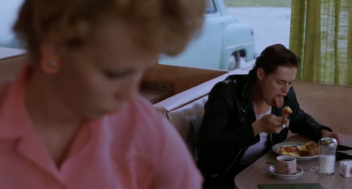 darcymarice's tweet photo. Willem Dafoe eats his meals tongue first, no flavor can hide from this man https://t.co/B09abHaG23