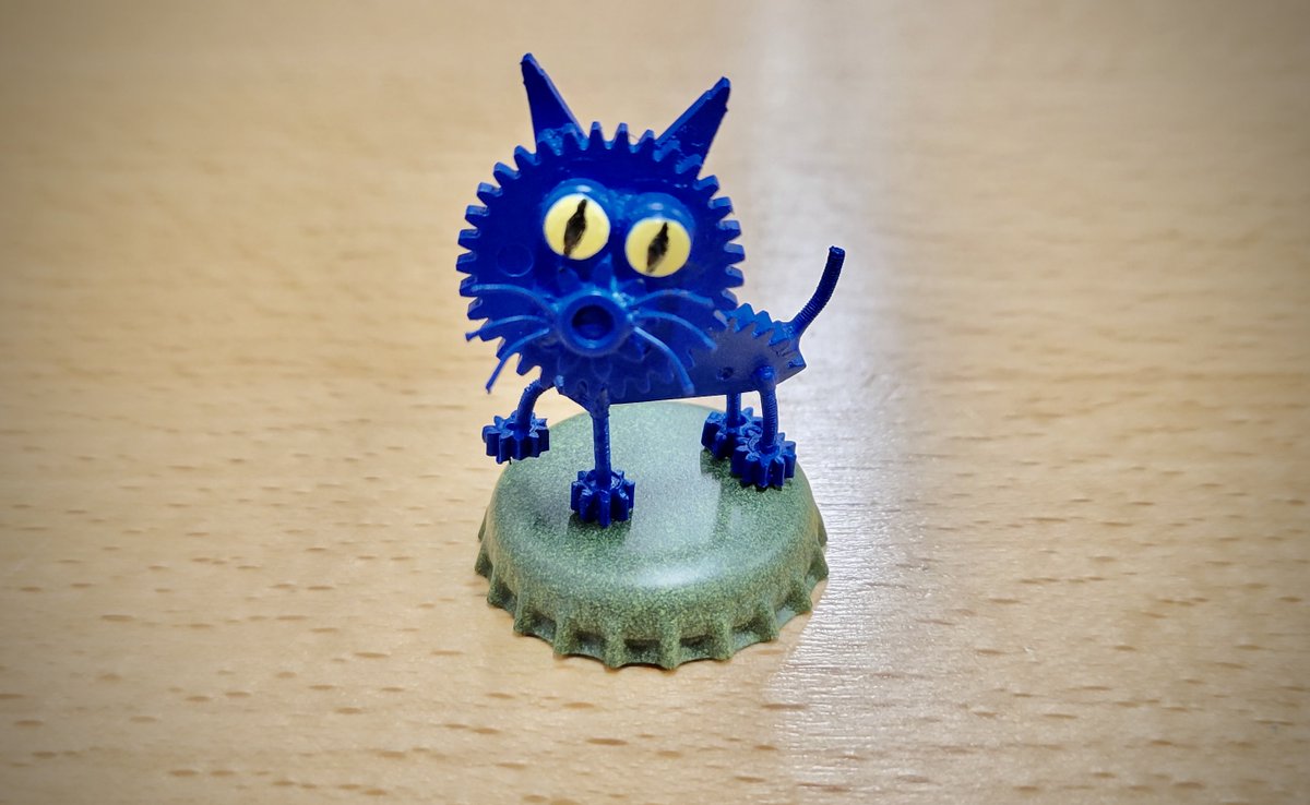 Briziosdotcom's tweet image. The Cat is on the Cap #briziosdotcom #CatsOfTwitter #catsofinstagram