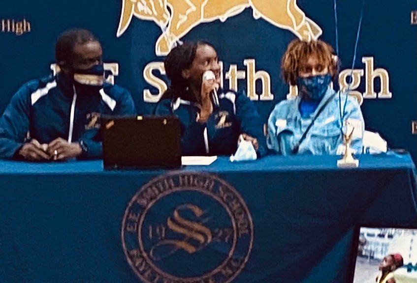 EESmithXCTF1's tweet photo. Congratulations to Senior Holley Johnson @HolleyJ19 for her commitment to @FSUBroncos Giving special thanks to the FSU Track and Field Coaching Staff and administration. We are super proud of you! @910Preps @NCRunners @eesmithhigh @EESHSCounseling @coach_raymond https://t.co/wQnopGEb20