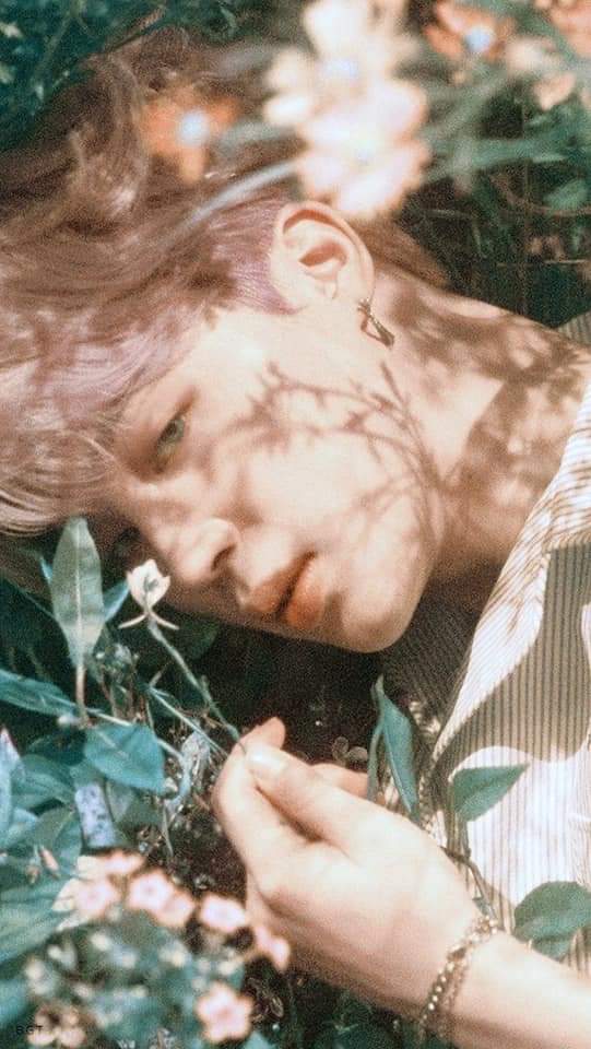 valmin1328's tweet photo. JIMIN is a real life angel. He's one of the reason why I'm not giving up. He always makes me happy. 
WE LOVE YOU JIMIN
WE MISS YOU JIMIN
WE ARE ALWAYS HERE TO SUPPORT YOU 💜💜💜 
#JiminOurReason #jiminie #JIMIN #ParkJimin #BTSJimin 
JIMIN JIMIN https://t.co/LyZ1rKX8Fj