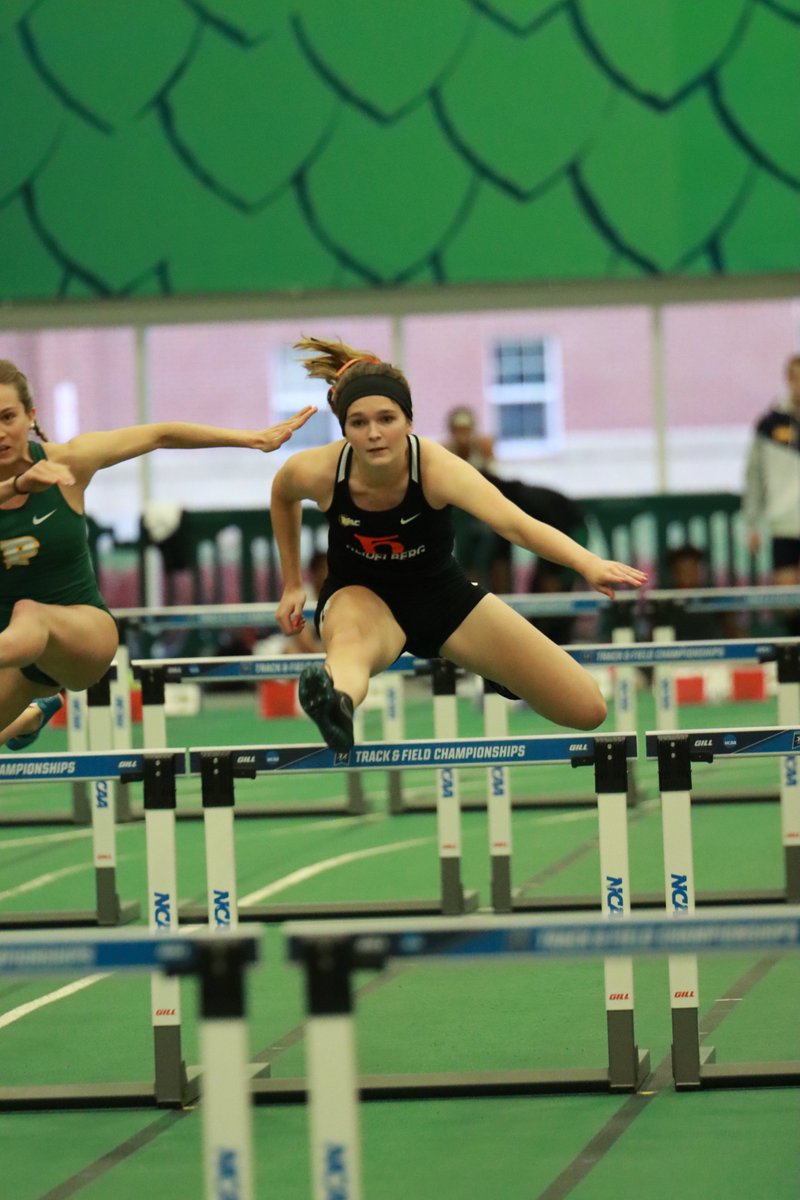 Track and Field kicks off season at Tiffin ... READ MORE: bergathletics.com/news/2021/12/1…