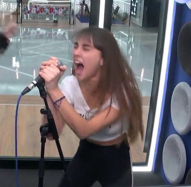 RealTimeRating's tweet photo. ATRASARÉ LAS HORAS, ATRASARÉ LAS HORAS #Showmatch https://t.co/dSnmfnfaGv