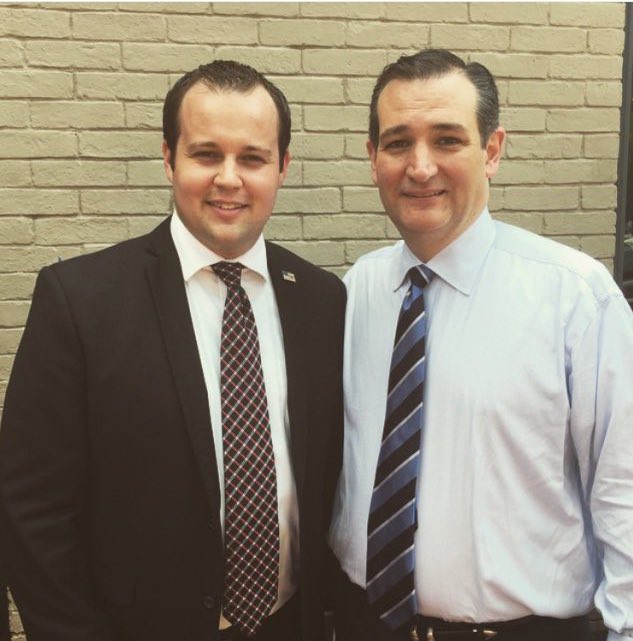 RepSwalwell's tweet photo. You know @tedcruz likes to chime in on every dumb issue on @twitter. RT if you think he should tell us if he’s still best pals with convicted child pornographer Josh Duggar. Ted? https://t.co/EKD51xOHfG