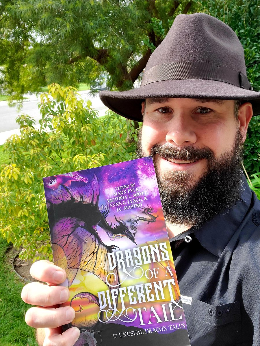 JCMastroAuthor's tweet photo. Pay no attention to the bearded fella holding this gorgeous book π
Grab this awesome anthology in ebook and print at https://t.co/R4NLOuSYf9
#DragonsOfADifferentTail #FridayReads #amreading https://t.co/PfznOP6fXH