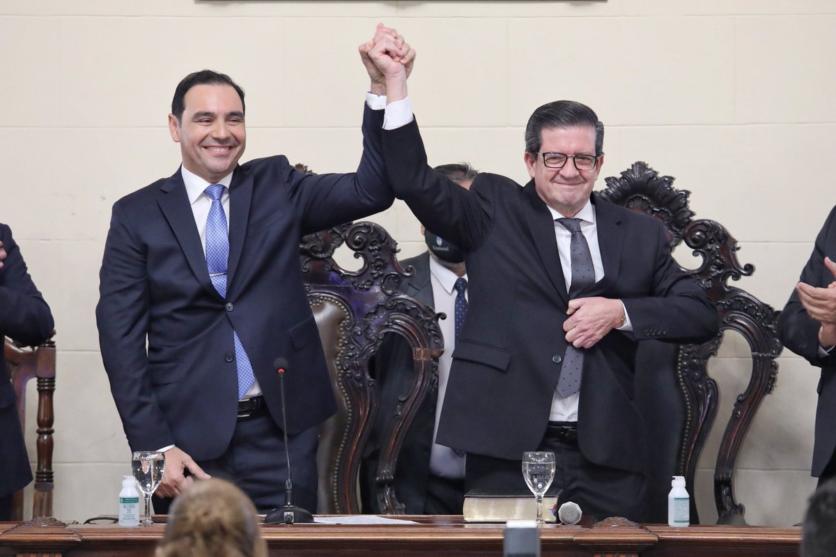 Juro por Dios y la Patria, sobre los Santos Evangelios, desempeñar fielmente el cargo de Gobernador de #Corrientes cumpliendo y haciendo cumplir lealmente las constituciones de la Provincia y de la Nación.

¡Gracias, comprovincianos!