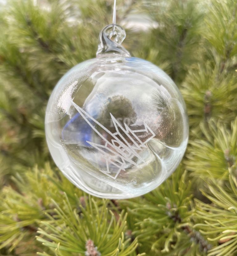 BrandSanderson's tweet photo. Last weekend to order the 2021 hand-blown glass Christmas ornament from my charity, The Lightweaver Foundation. I'll be matching each ornament sold and the funds will be given to the Intermountain Health Foundation.

Visit https://t.co/XfIkG0aD76 for full details and to order. https://t.co/gmhCGdLJpI