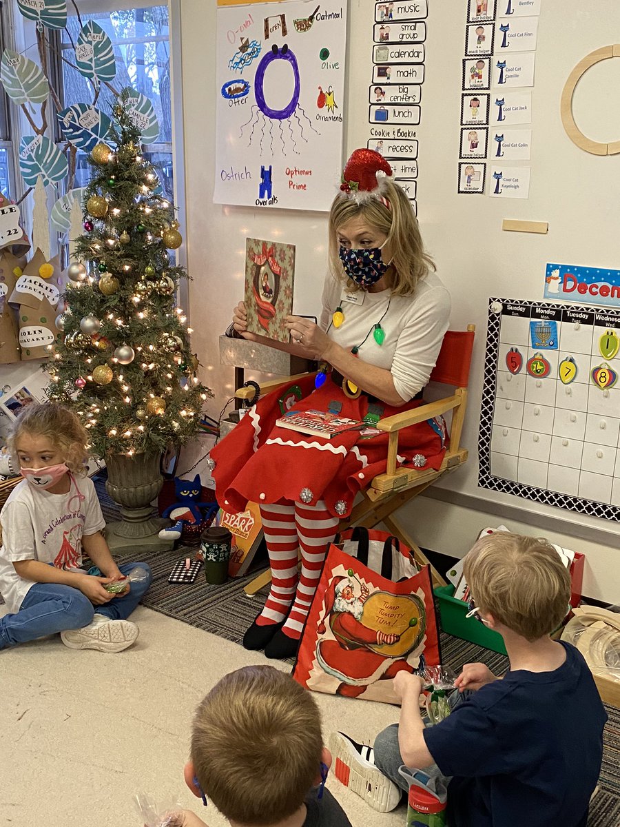 nvanmarel's tweet photo. Loved having our very own in house elf as a guest reader!!! Mrs. Esch we LOVED the wreath cookies and When Santa was a Baby! #gses #holidayreader #goodshepherd https://t.co/WJ7ySlje7H