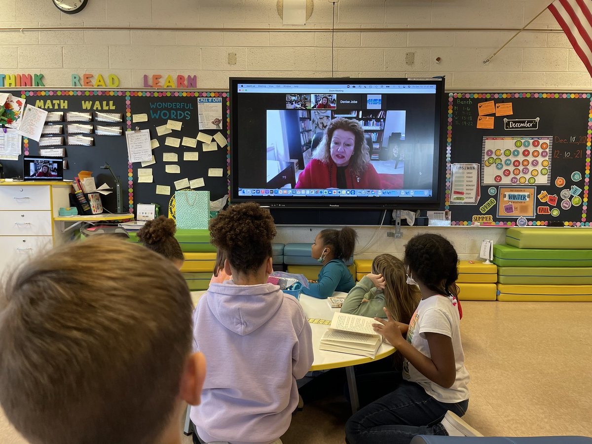 allaidlaw's tweet photo. We were so excited to meet the author of Traders in Time! Janie Lynn Panagopoulos brought Michigan history to life for us! #ikefraser #fraserfamily #Michiganrocks #MISDaskprogram https://t.co/AYi3WF7RXC